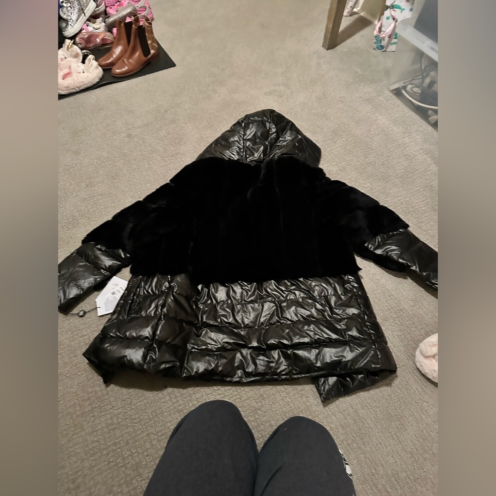 BRAND NEW NEVER WORN BELLE FARE FUR PUFFER COAT